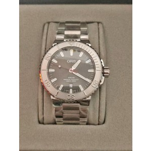 오리스 애커스  ORIS aquis