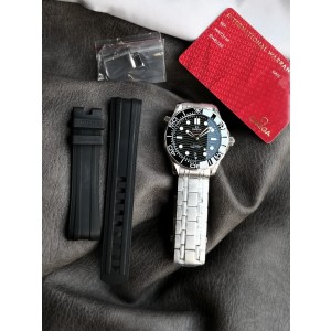 VS/오메가 씨마스터 다이버 300M 210.30.42.20.01.001