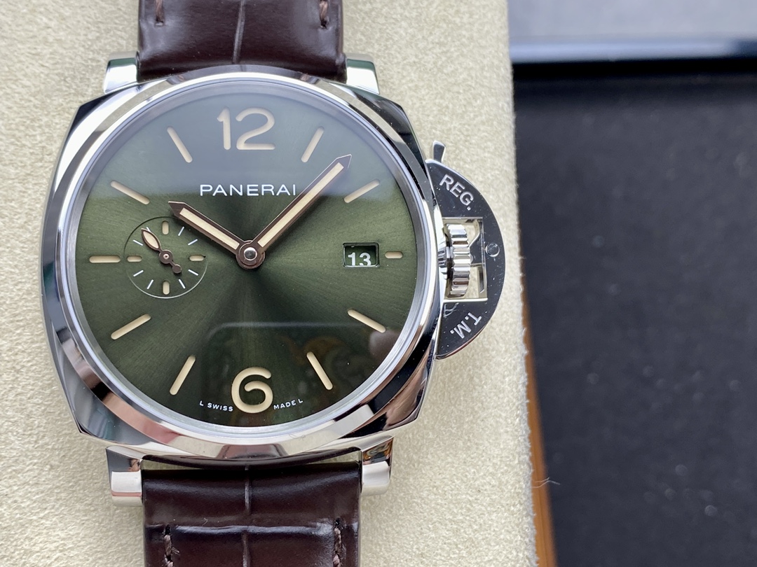 VS/파네라이 PAM1329 42MM