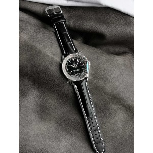 V7/브라이틀링 네비타이머 1 41MM