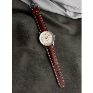 V7/브라이틀링 네비타이머 1 41MM