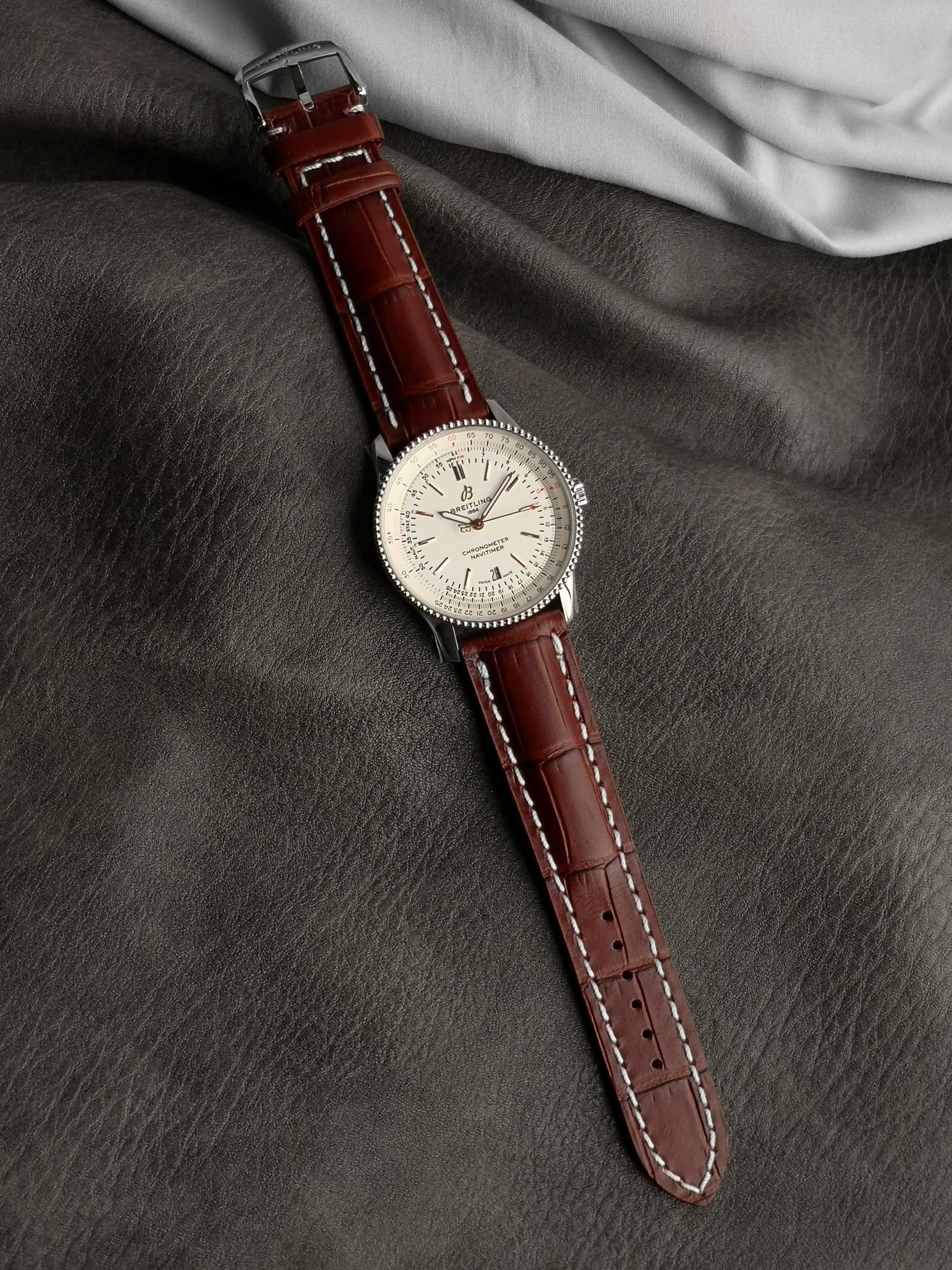 V7/브라이틀링 네비타이머 1 41MM