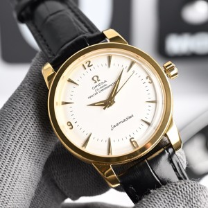 오메가 씨 마스터 1948 스몰 세컨