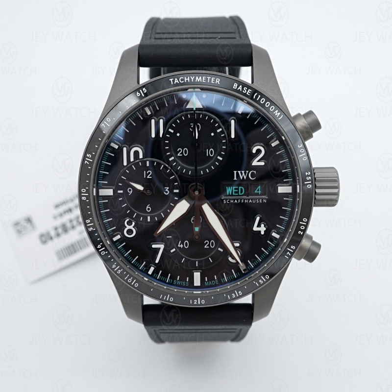 BLS / IWC 파일럿 워치 퍼포먼스 41 메르세데스 AMG 페트로나스 포뮬러 원